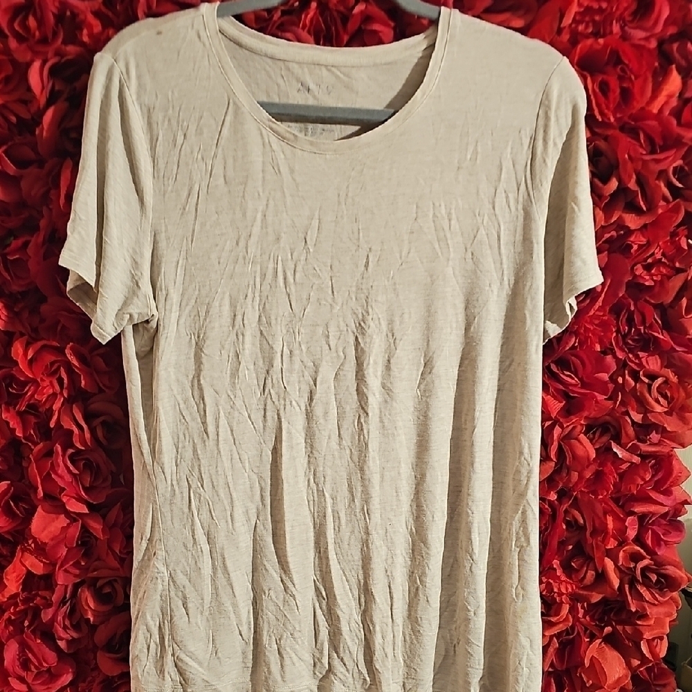 Apt 9 Women's Cream Tshirt Size Large
